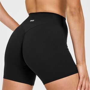 Oner Active Soft Motion 6” high waisted shorts